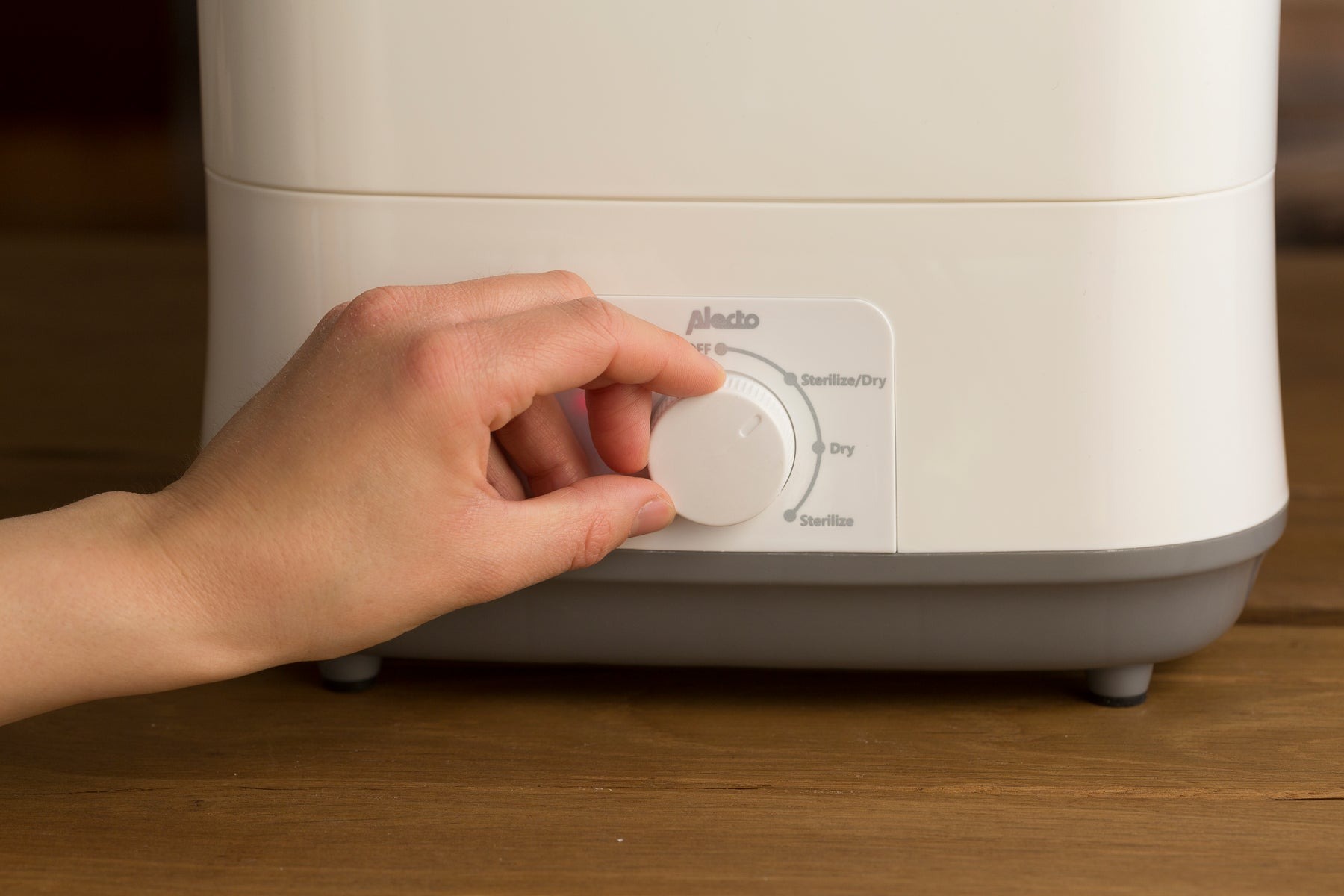 Электрический паровой стерилизатор с функцией сушки Alecto, BF-55