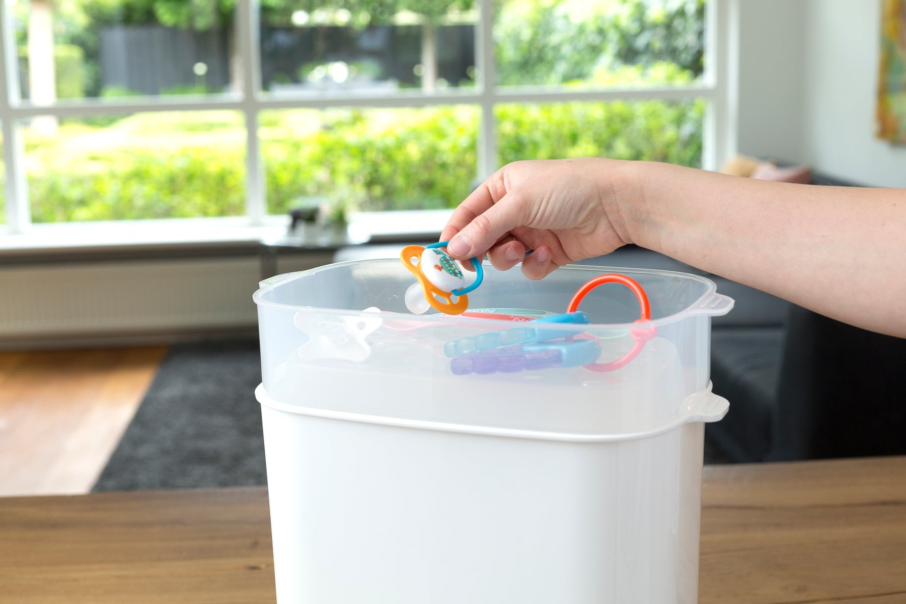 Электрический паровой стерилизатор с функцией сушки Alecto, BF-55