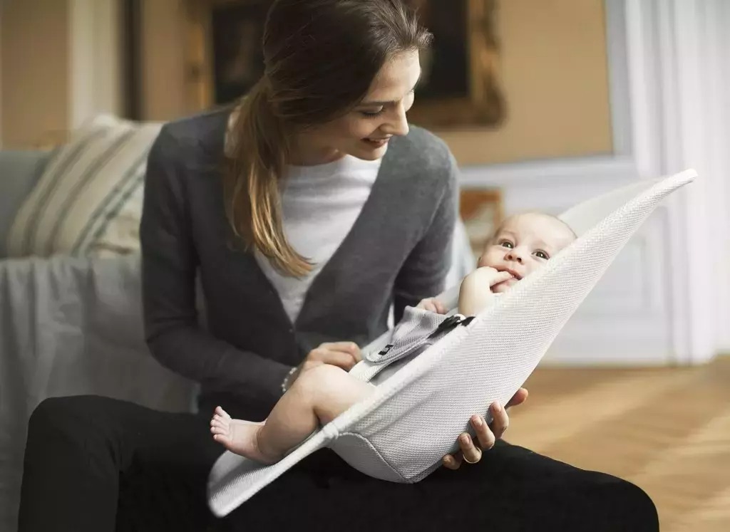 Кресло-качалка BabyBjorn Balance Soft Mesh
