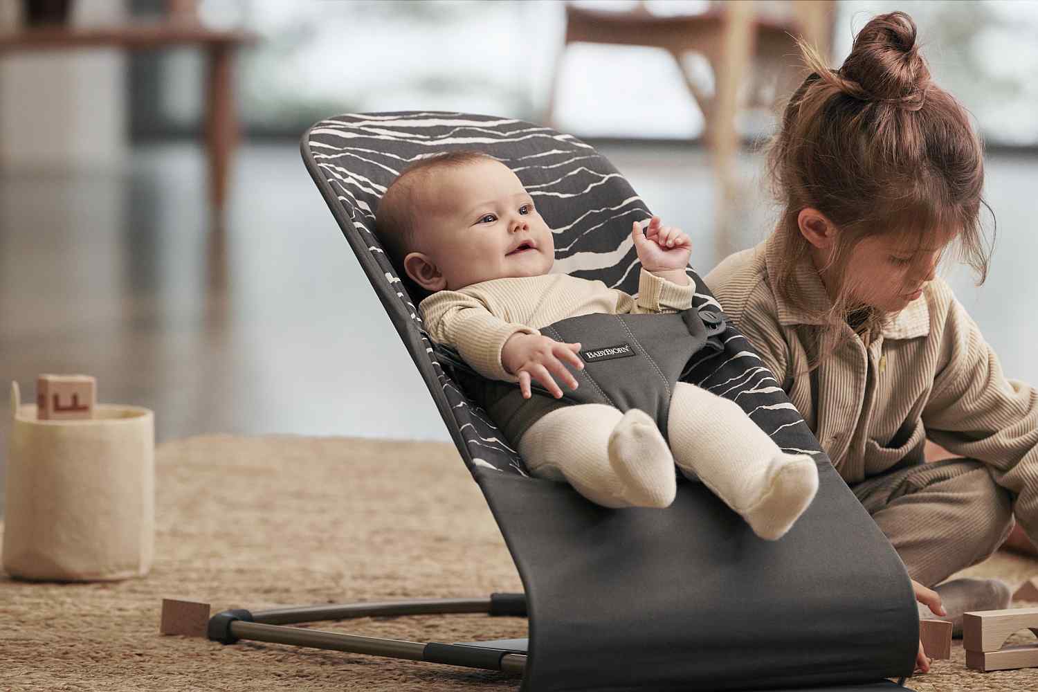 Кресло-качалка BabyBjorn Bliss Cotton