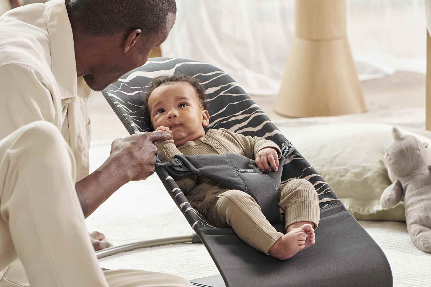 Кресло-качалка BabyBjorn Bliss Cotton