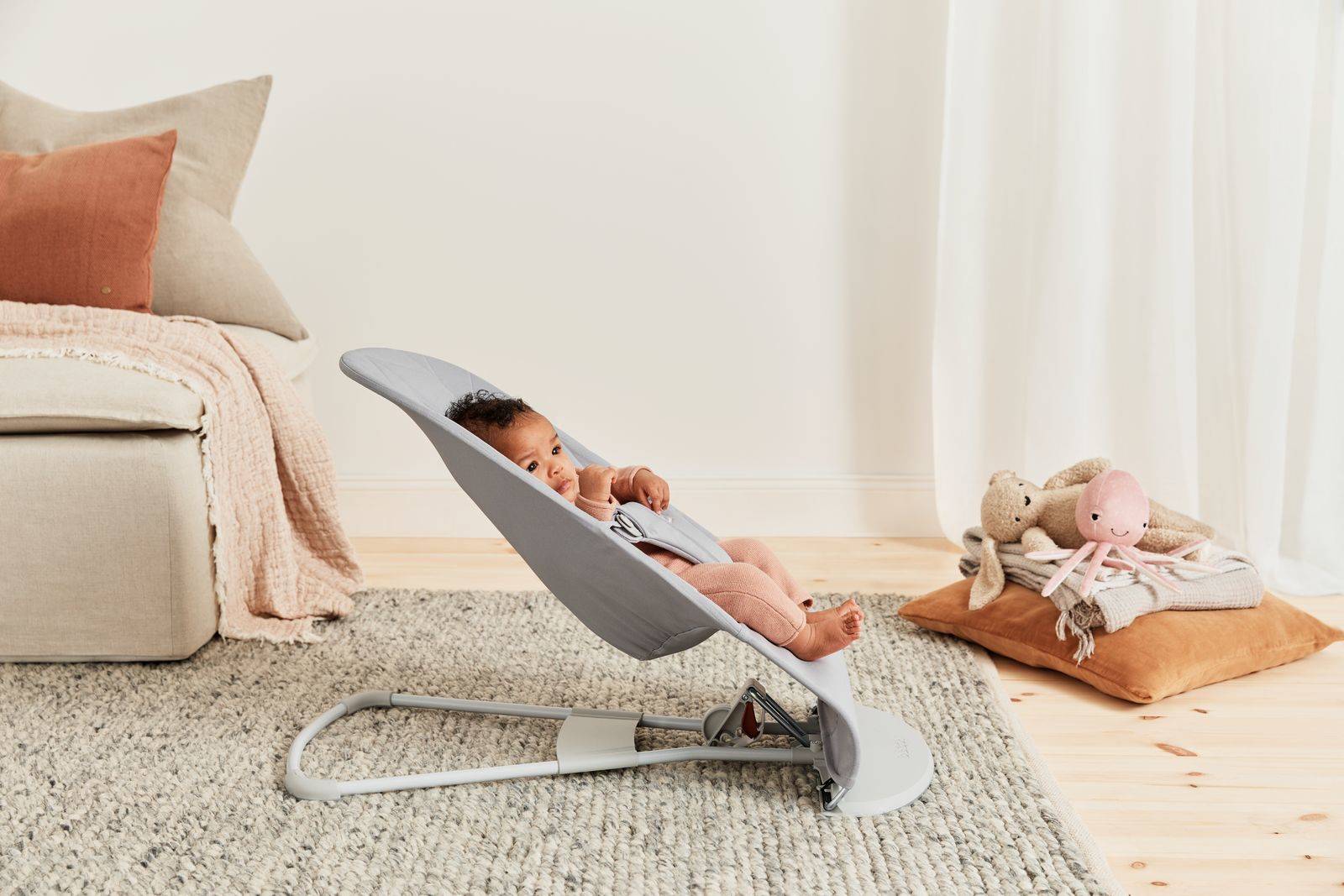 Кресло-качалка BabyBjorn Bliss Cotton