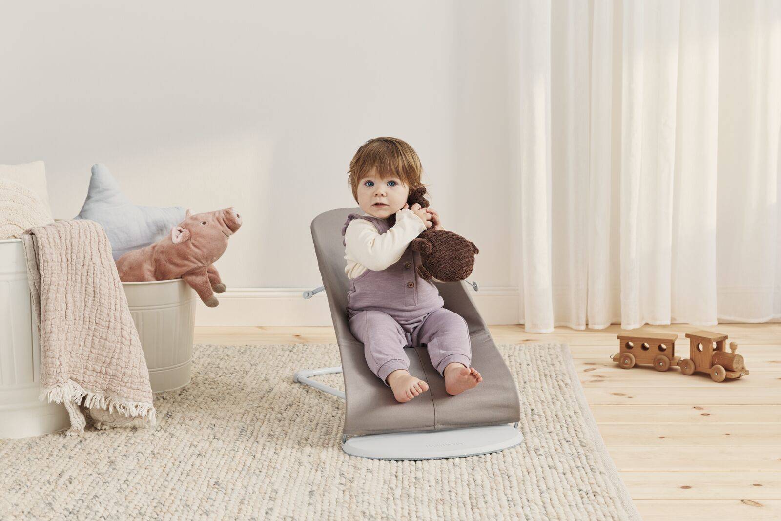 Кресло-качалка BabyBjorn Bliss Cotton
