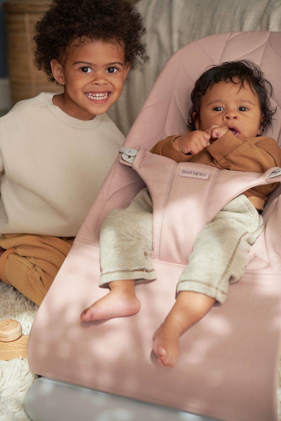 Кресло-качалка BabyBjorn Bliss Cotton