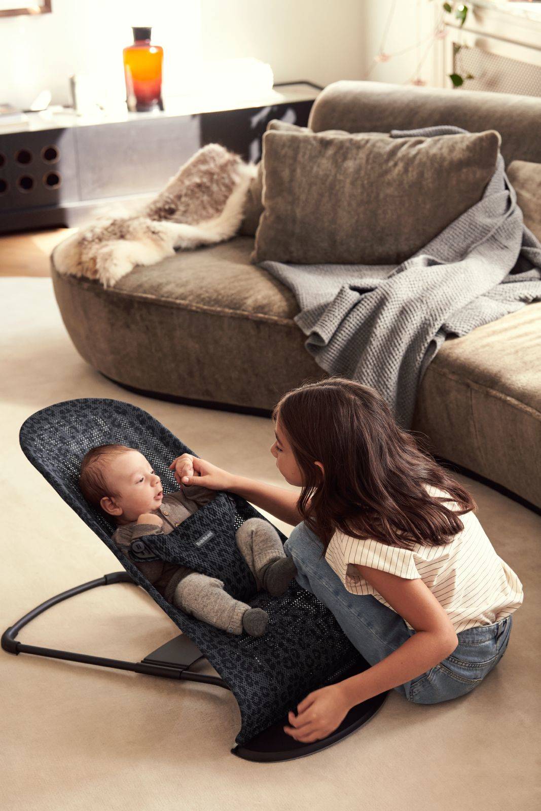 Кресло-качалка BabyBjorn Bliss Mesh