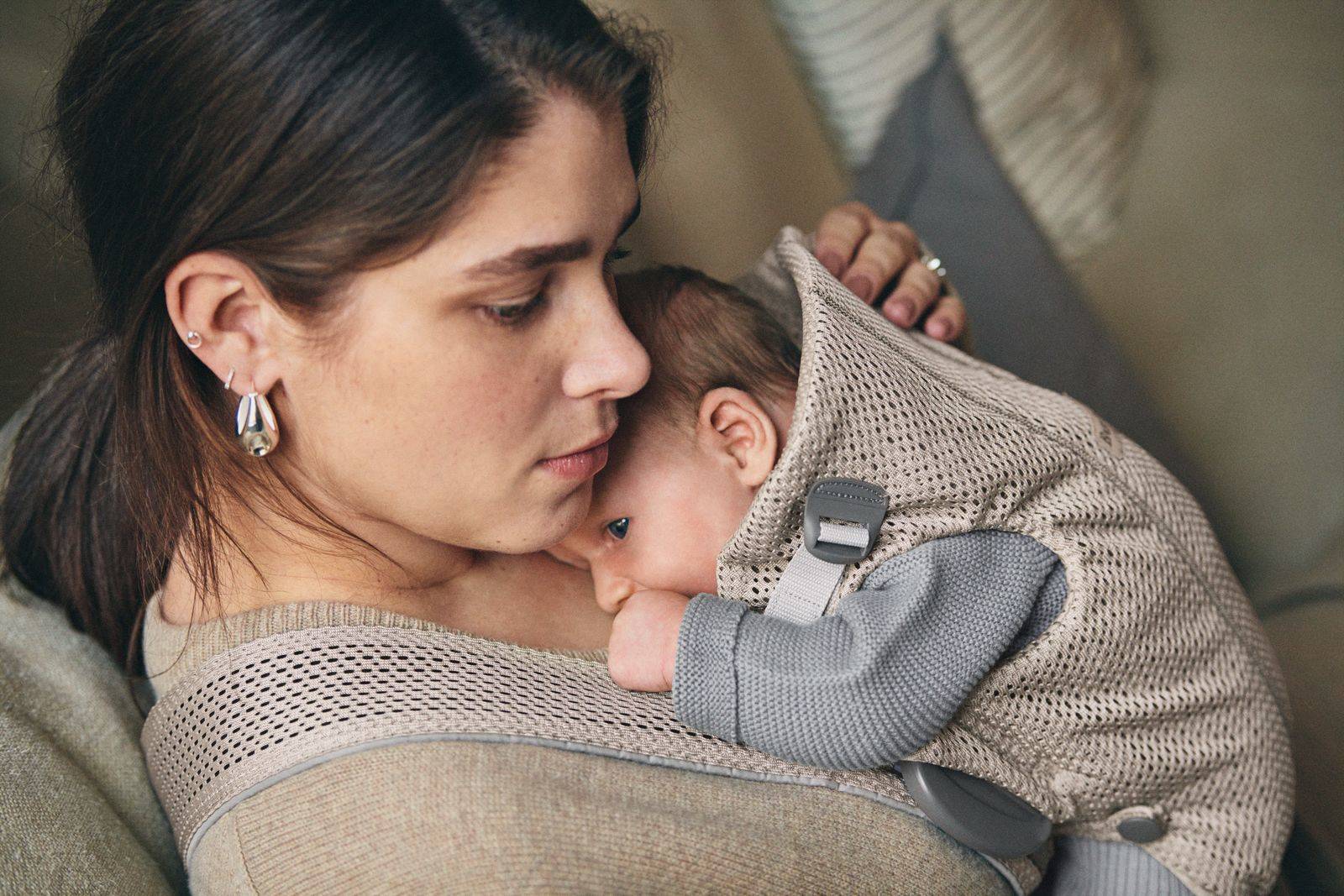 Кенгуру-переноска BabyBjorn Mini 3D Mesh