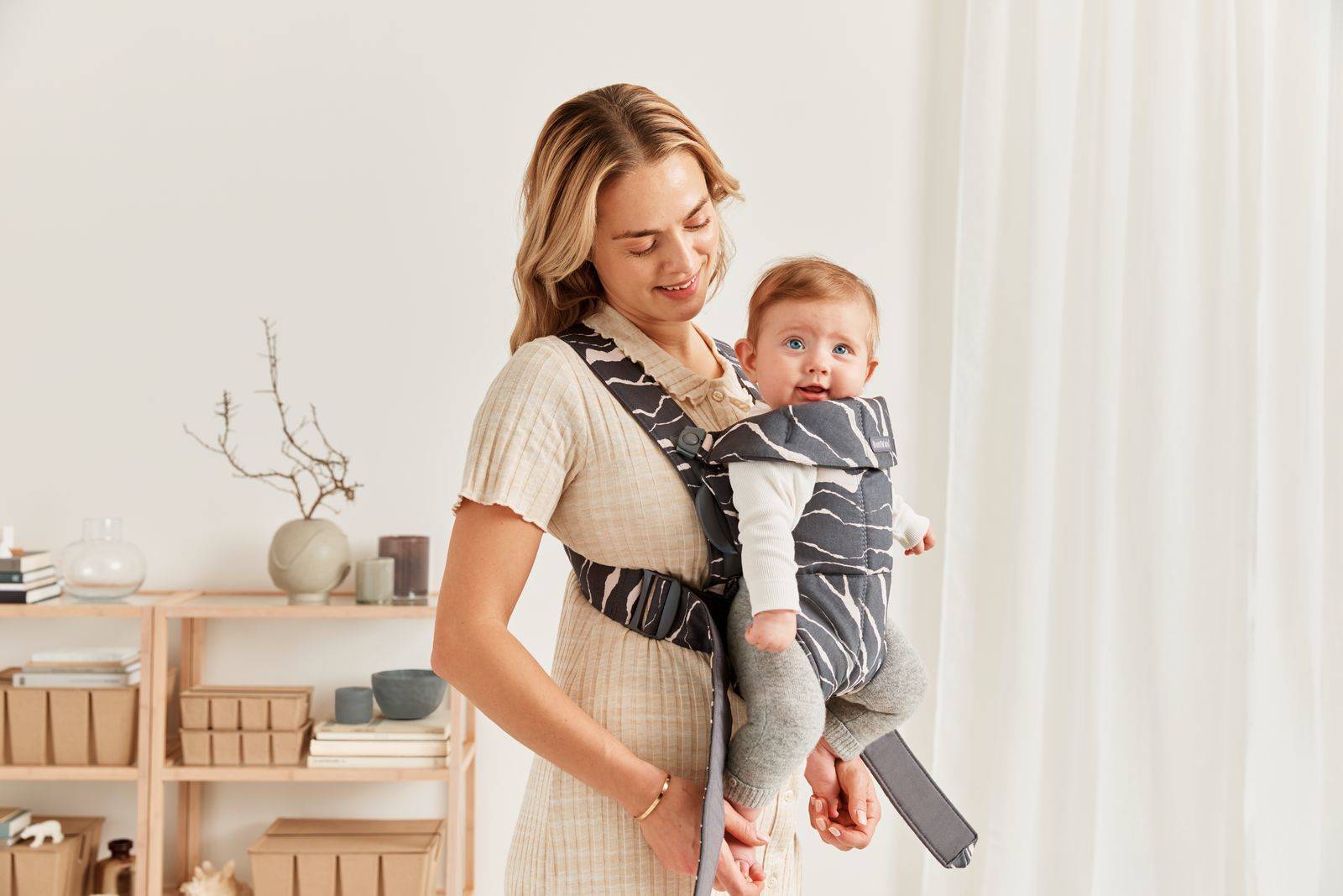 Кенгуру-переноска BabyBjorn Mini Cotton