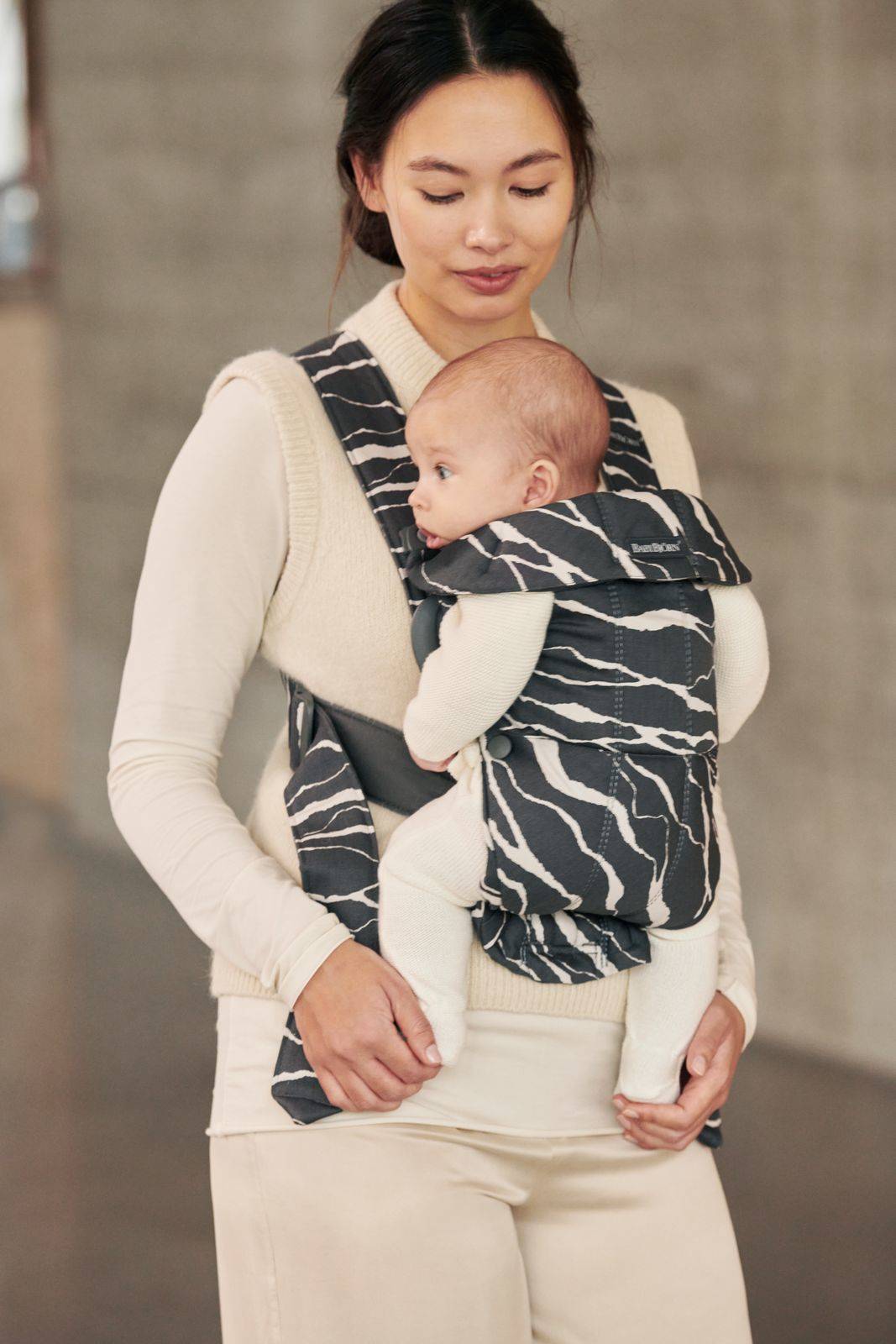 Кенгуру-переноска BabyBjorn Mini Cotton