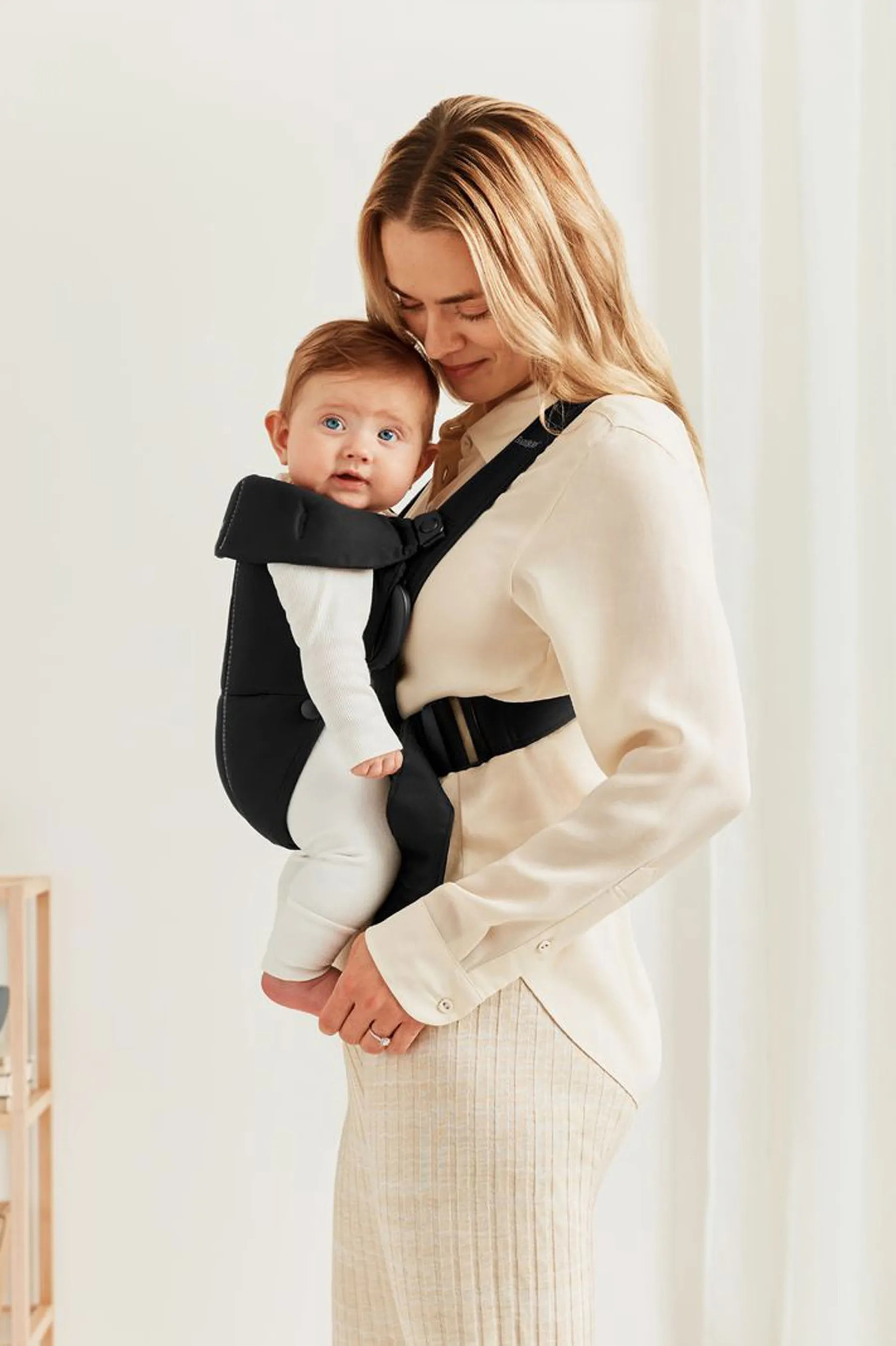 Рюкзак-кенгуру BabyBjorn Mini Woven