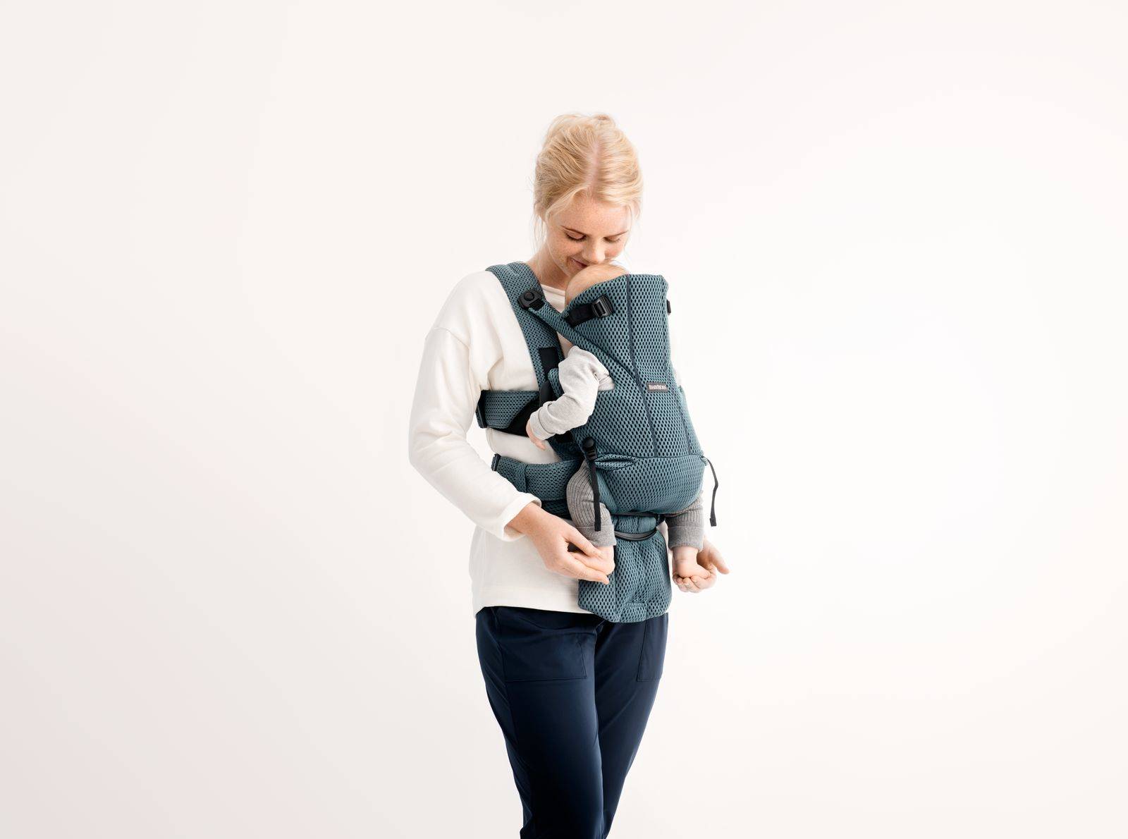 Кенгуру-переноска BabyBjorn Move 3D Mesh