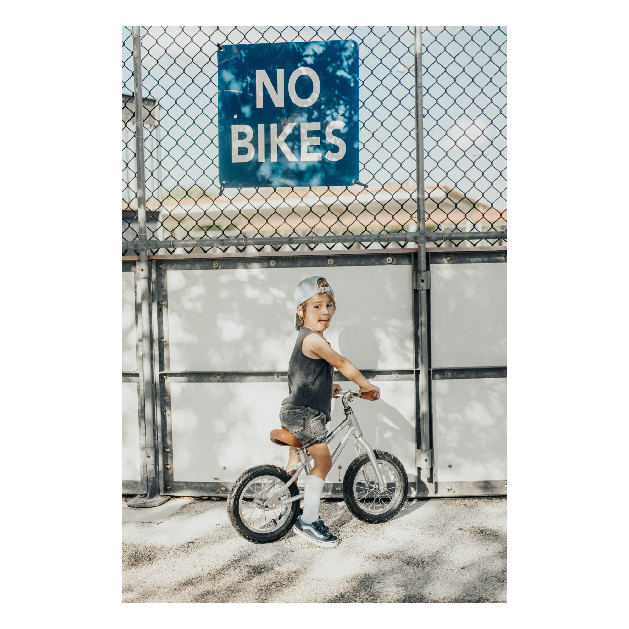 Детский беговел Banwood First Go Chrome