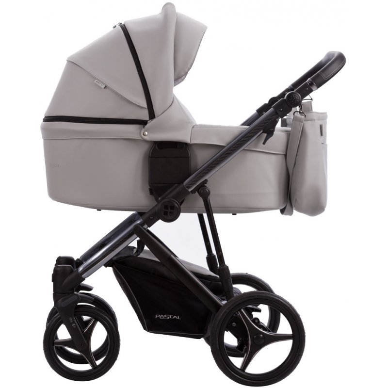 Универсальная коляска 2 в 1 Bebetto Pascal Premium
