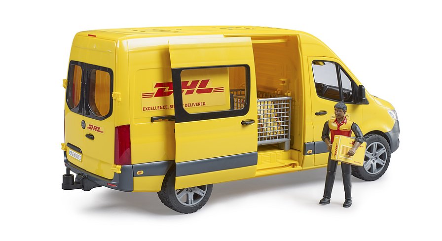 Игровой набор BRUDER Автомобиль MB Sprinter курьер DHL с фигуркой 1:16, 02671