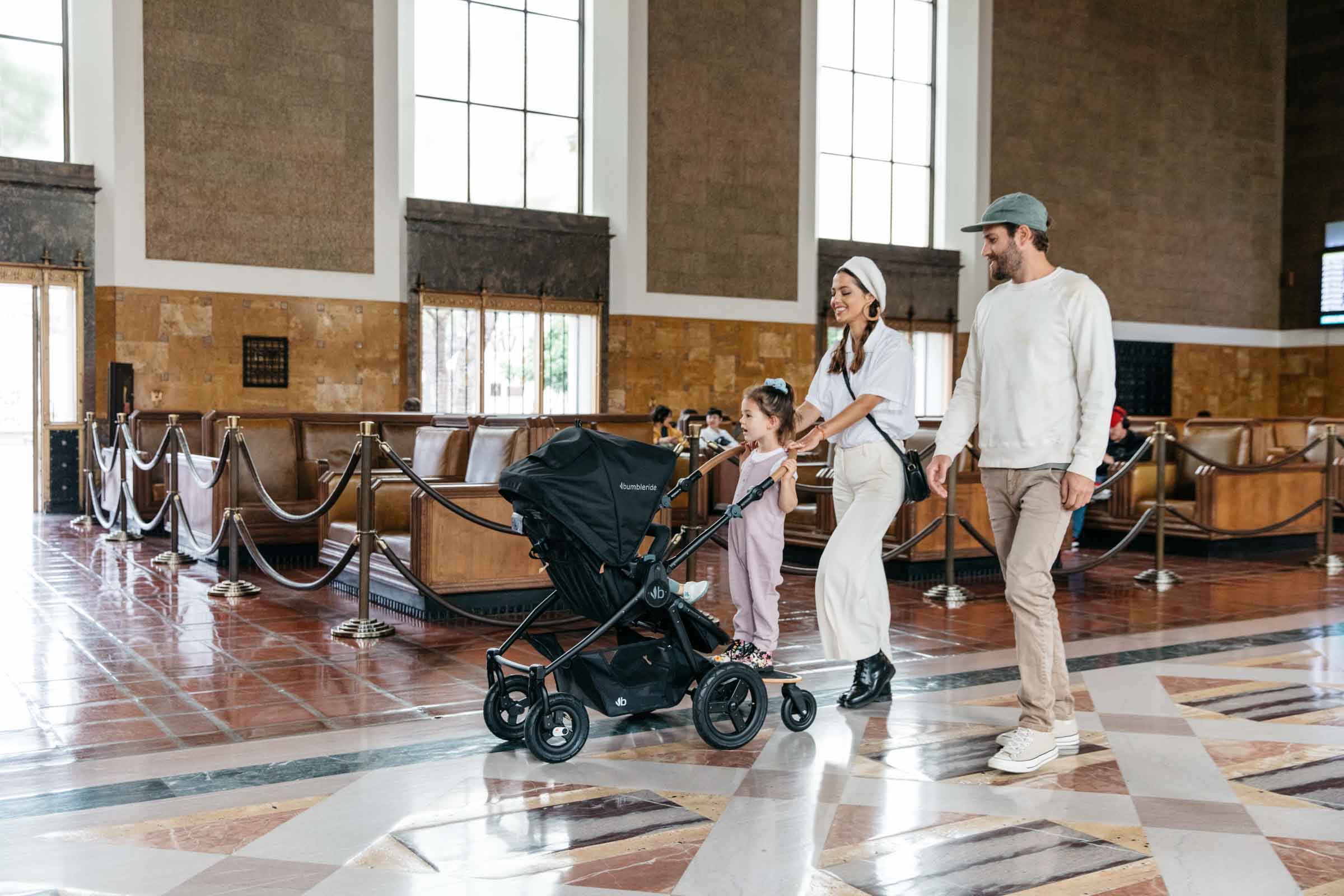 Прогулочная коляска Bumbleride Era