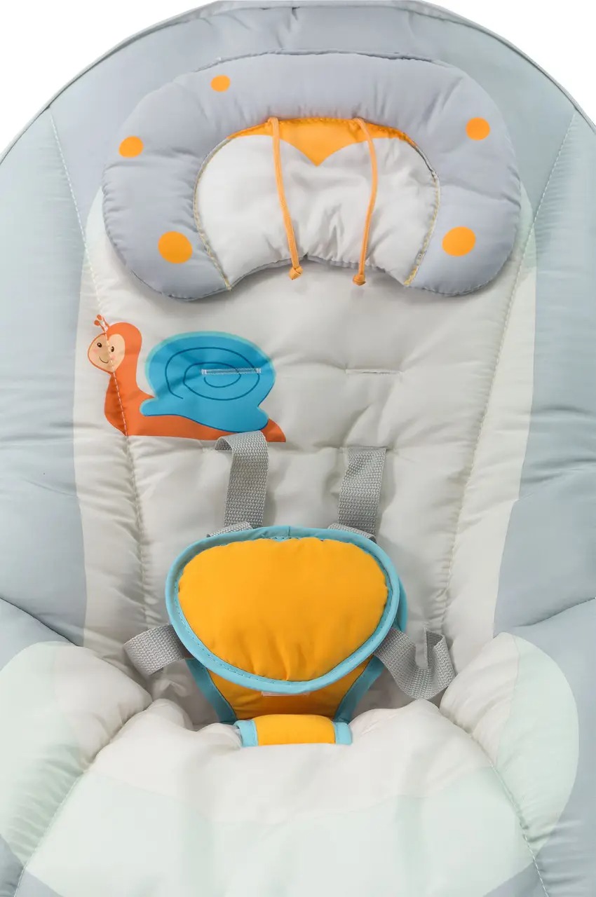 Колисальний центр Caretero Bugies