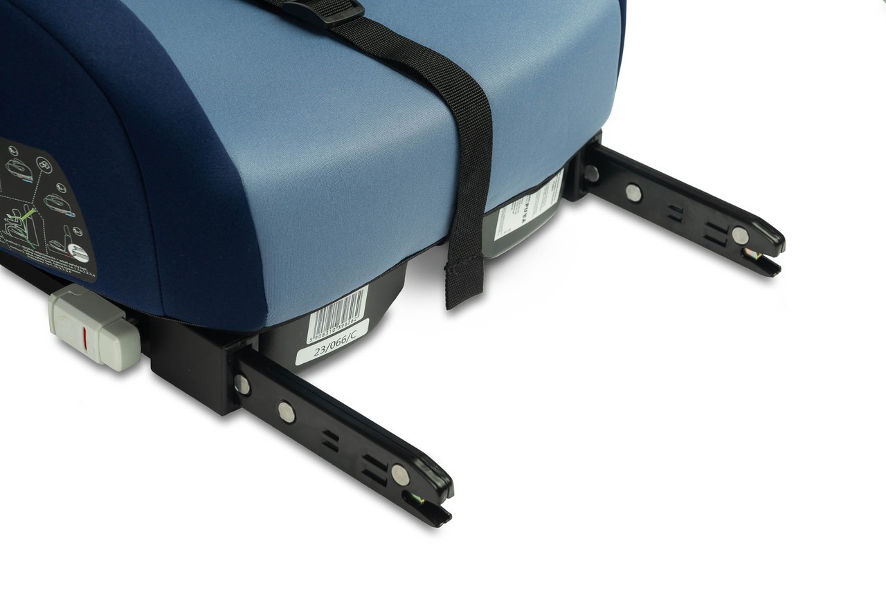 Автокресло-бустер Caretero Puma ISOFIX I-SIZE