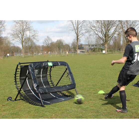 Тренажерная сетка EXIT Kickback football rebounder (Kickback Multi-Station) 124x90 см, 01605