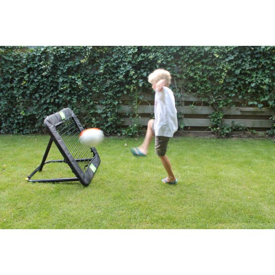Тренажерная сетка EXIT Kickback multi-sport rebounder M 84x84 см, 01607
