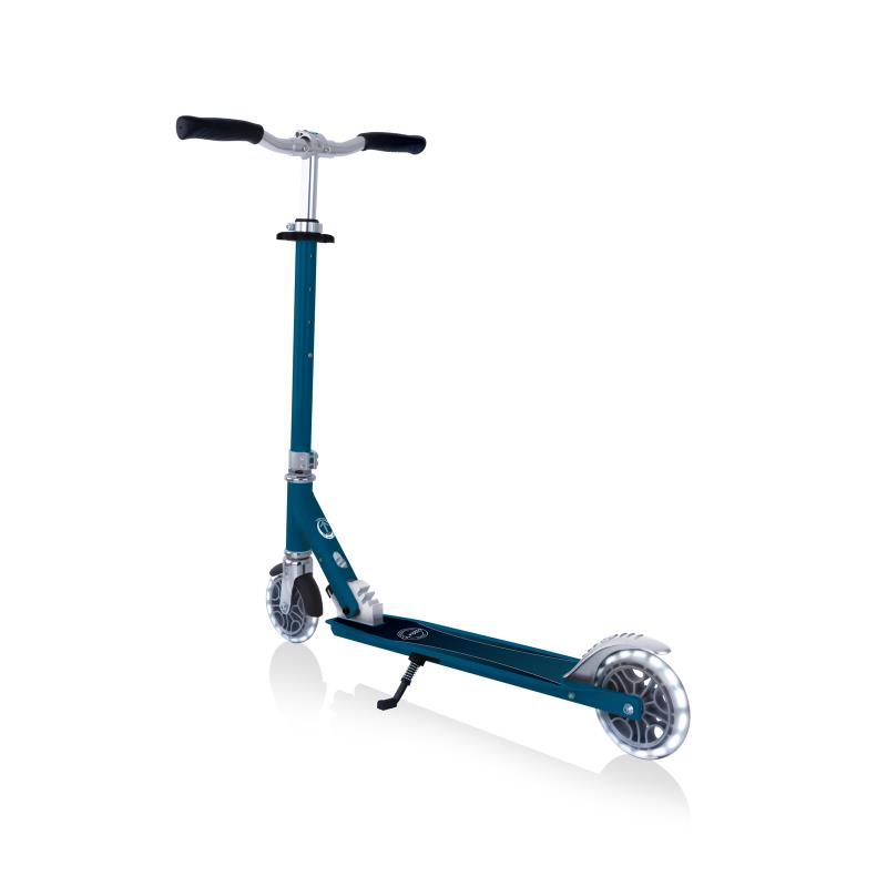 2-колесный самокат Globber Flow element lights с подсветкой колес