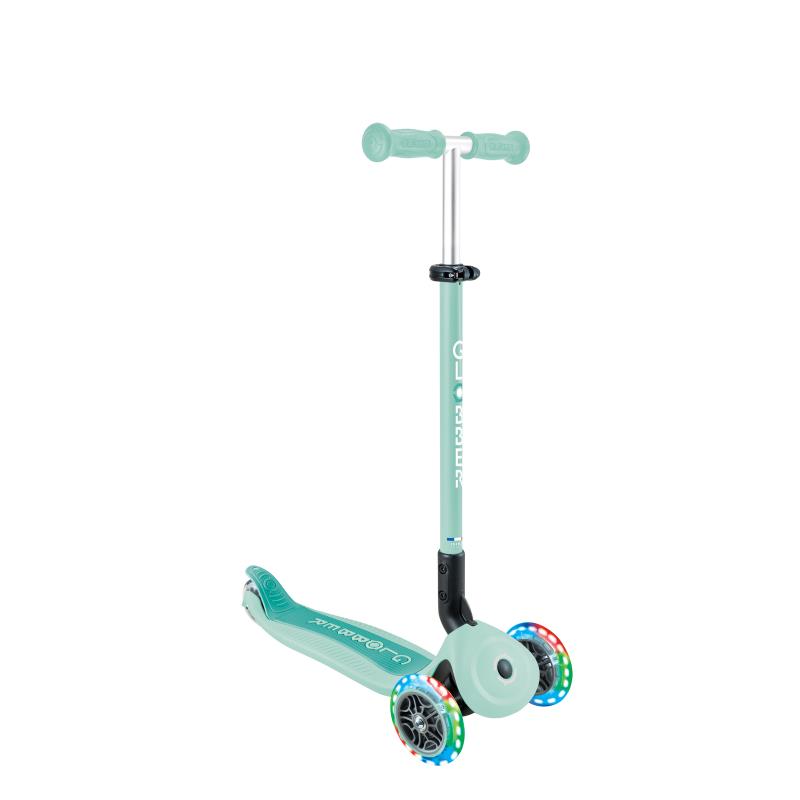 3-колесный самокат Globber Go up active с подсветкой колес