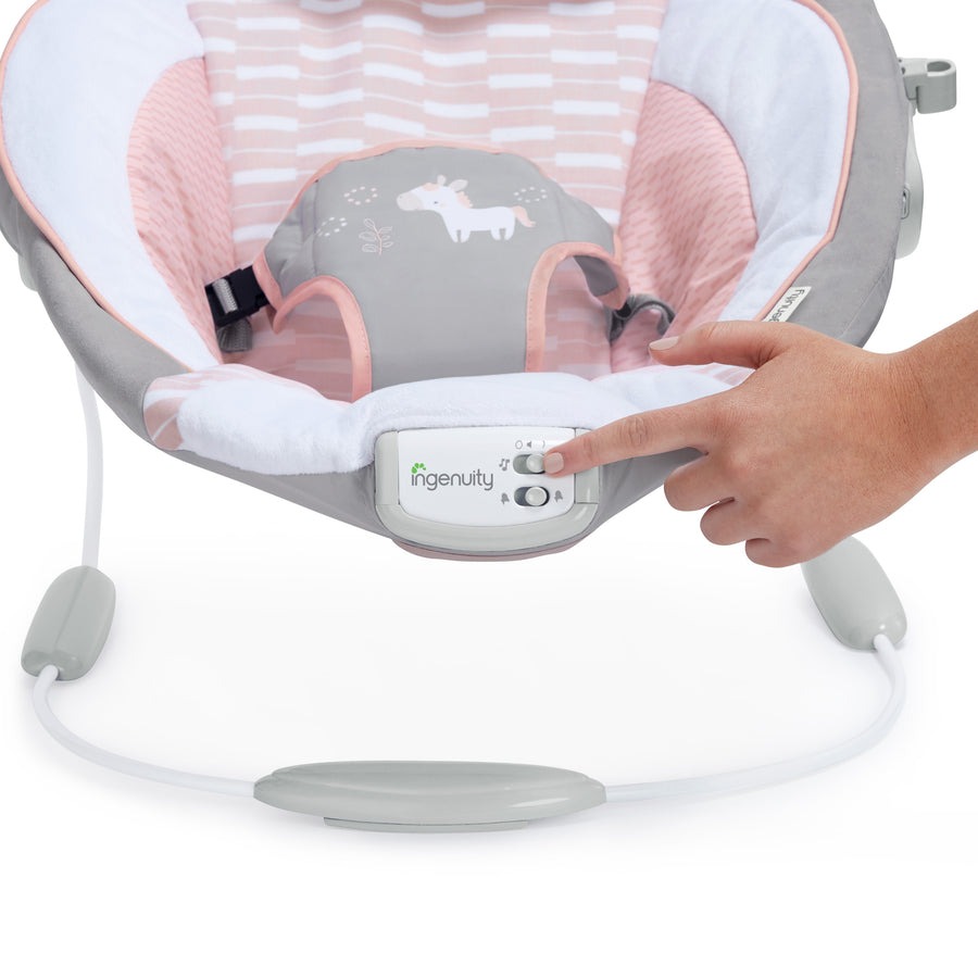 Детский шезлонг-качалка 2 в 1 Ingenuity Flora the Unicorn, 74451122017