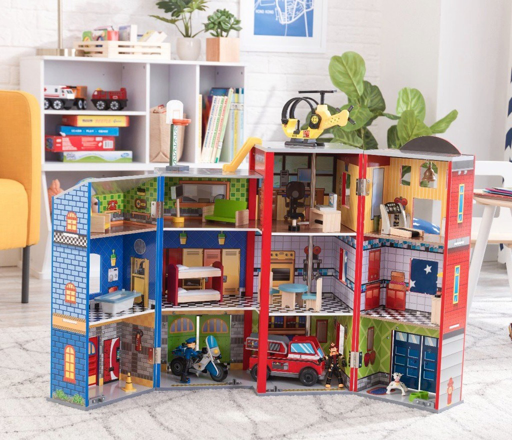 Игровой набор KidKraft Домик пожарника Superhero Guard and Police Everyday Heroes, 63239