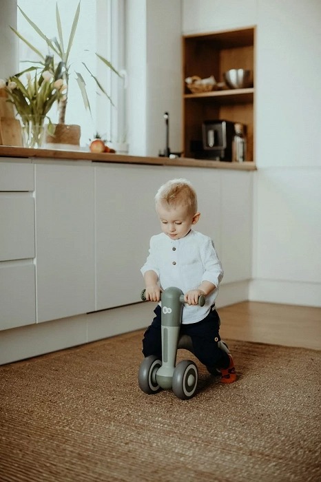 Детский 3-колесный беговел Kinderkraft Minibi
