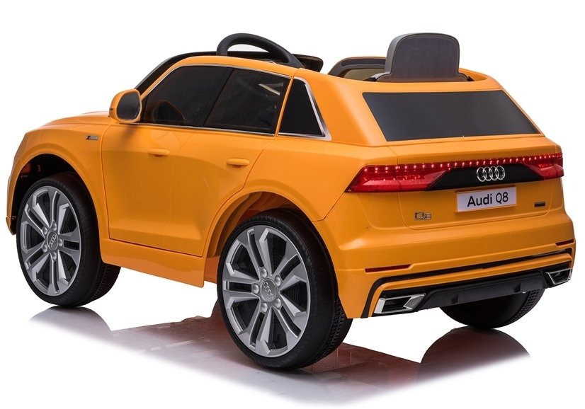Электромобиль LEANToys Audi Q8 JJ2066 12 В лакированный