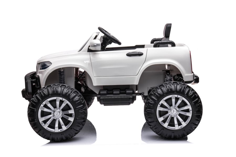 Электромобиль LeanToys Mercedes DK-MT950 4x4 2х12 В
