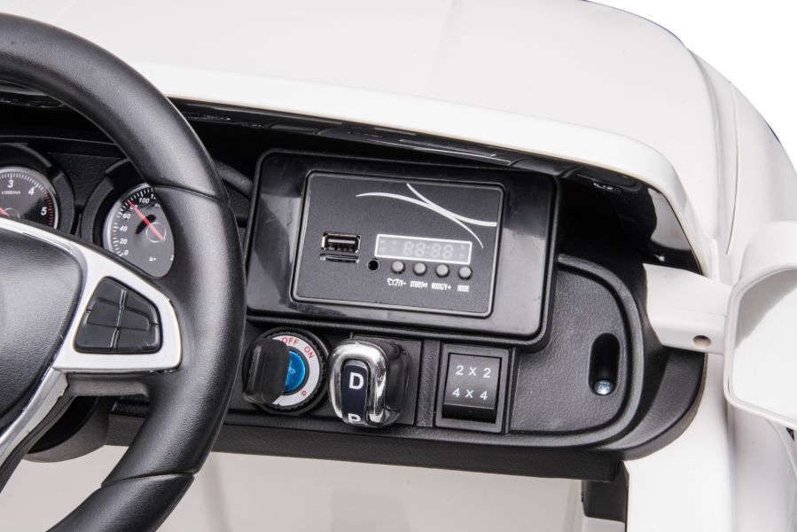 Электромобиль LeanToys Mercedes DK-MT950 4x4 2х12 В