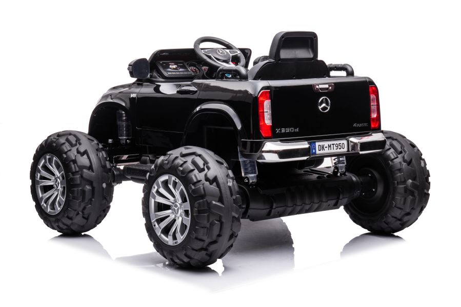Электромобиль LeanToys Mercedes DK-MT950 4x4 лакированный 2х12 В