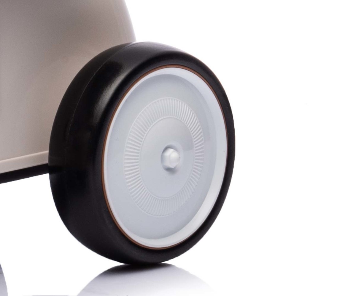 Машинка-толокар Milly Mally Royce