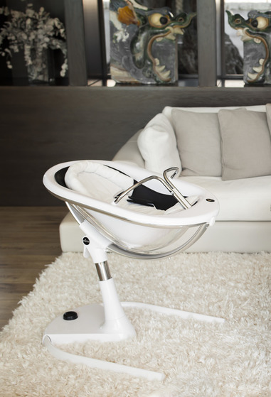 Стульчик для кормления Mima Moon 2G + вкладыш + подушка + подножка 4 в 1!