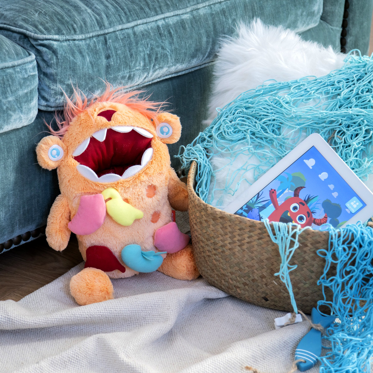 Мягкая развивающая игрушка-талисман Miniland Education Монстр с внутренними органами, MLZ75012