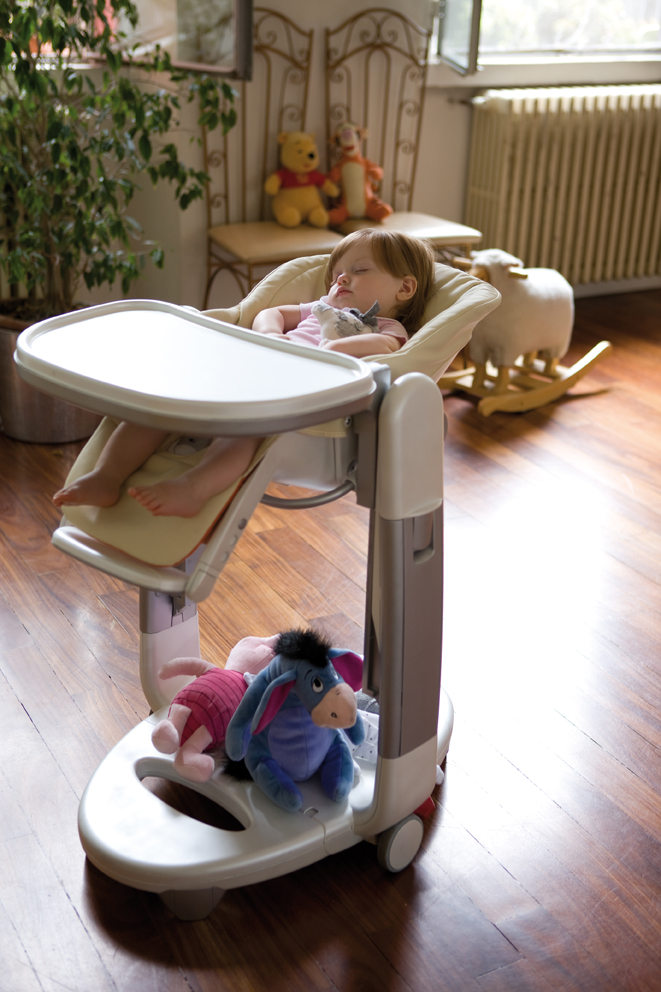 Стульчик для кормления Peg-Perego Tatamia Follow Me