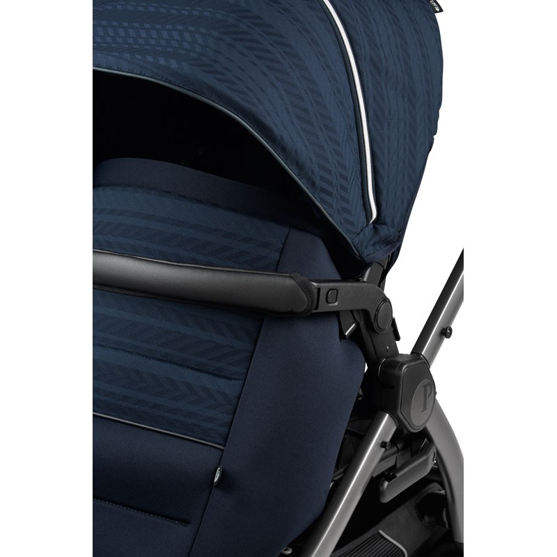Универсальная коляска 2 в 1 Peg-Perego Book