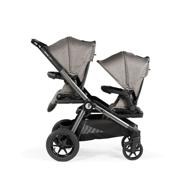 Прогулочная коляска для двойни с надувными колесами Peg-Perego GT4