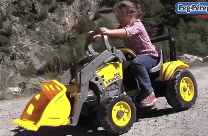 Педальный трактор Peg Perego MAXI EXCAVATOR, CD 0552