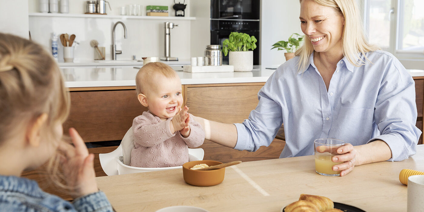 Стульчик для кормления Stokke Nomi основание Oak (дуб)
