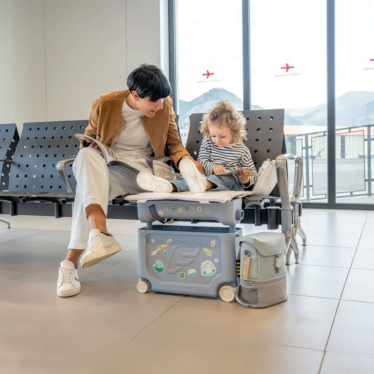 Набор Stokke Jetkids чемодан BedBox + рюкзак Crew Backpack