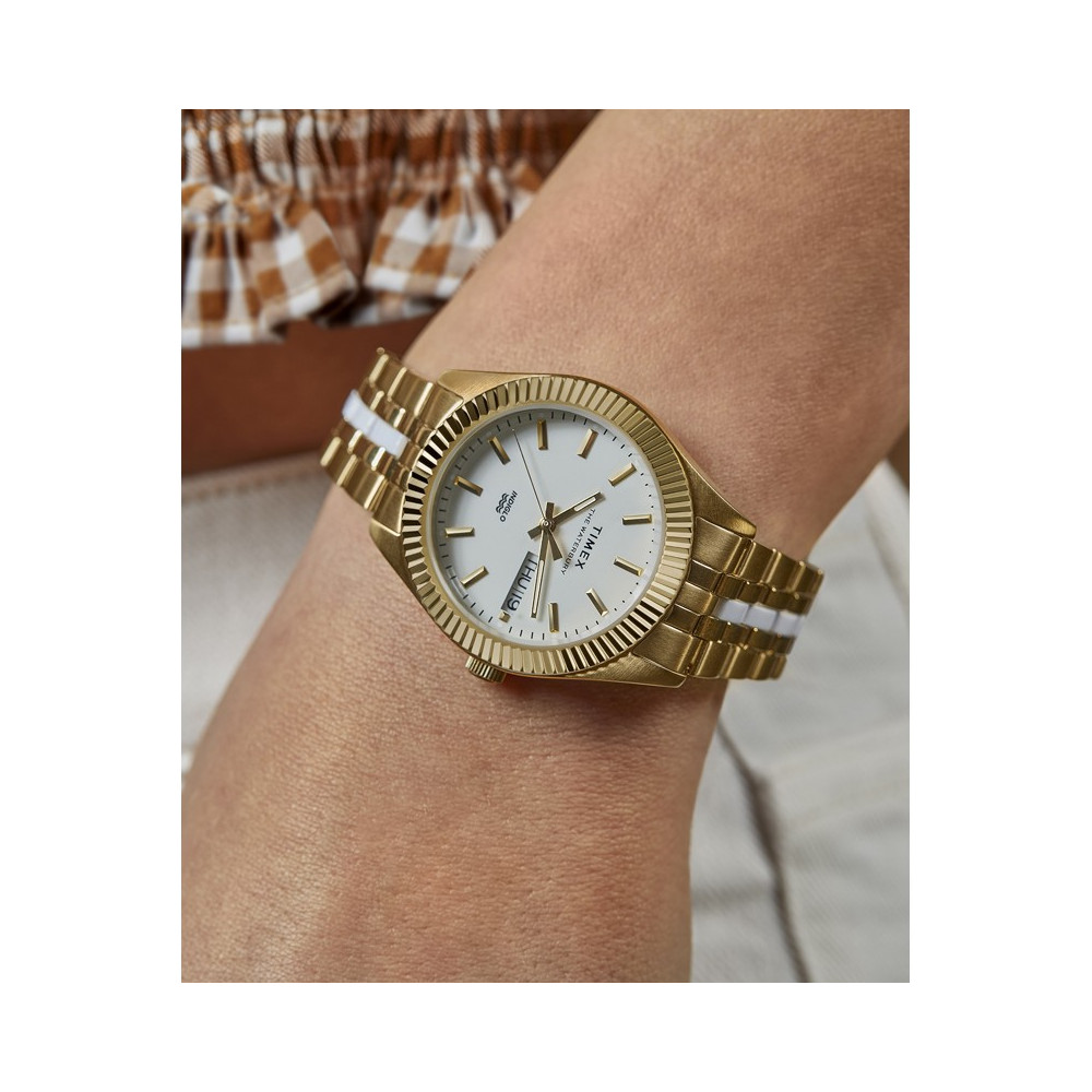 Женские часы Timex Waterbury Boyfriend Tx2u82900