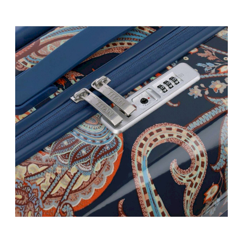 Чемодан на 4 колесах Titan SPOTLIGHT FLASH M, Ti831405