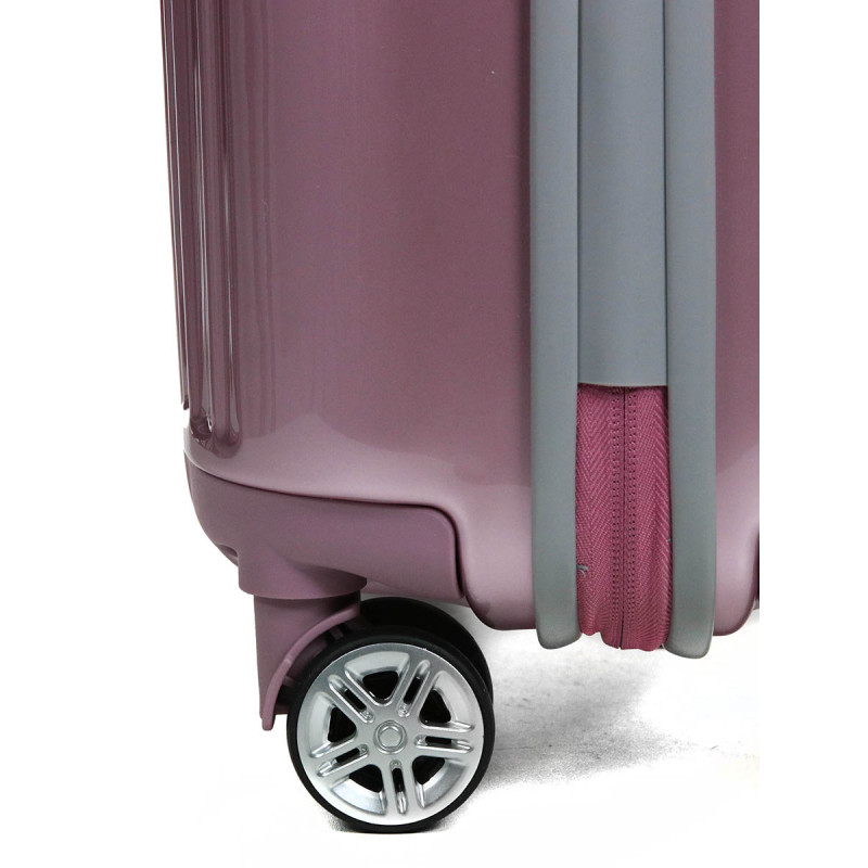 Чемодан на 4 колесах Titan SPOTLIGHT FLASH M, Ti831405