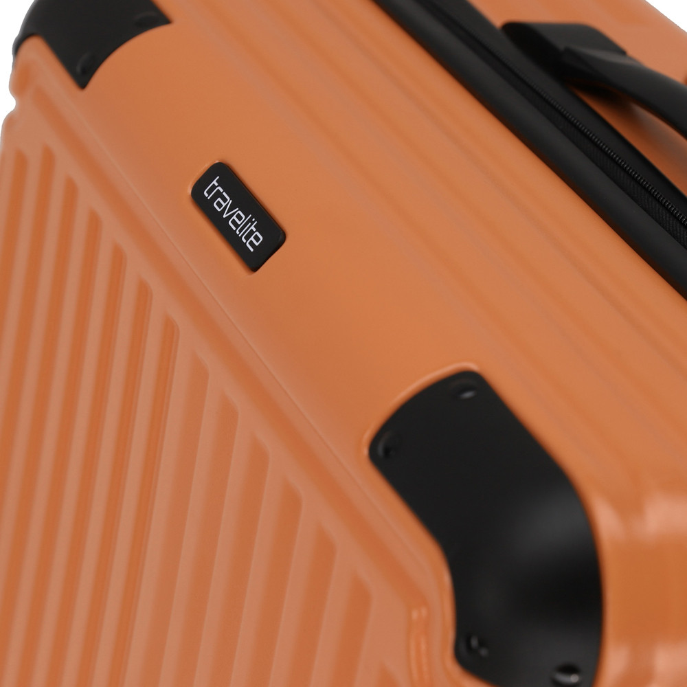 Чемодан на 4 колесах Travelite Cruise M, TL072648
