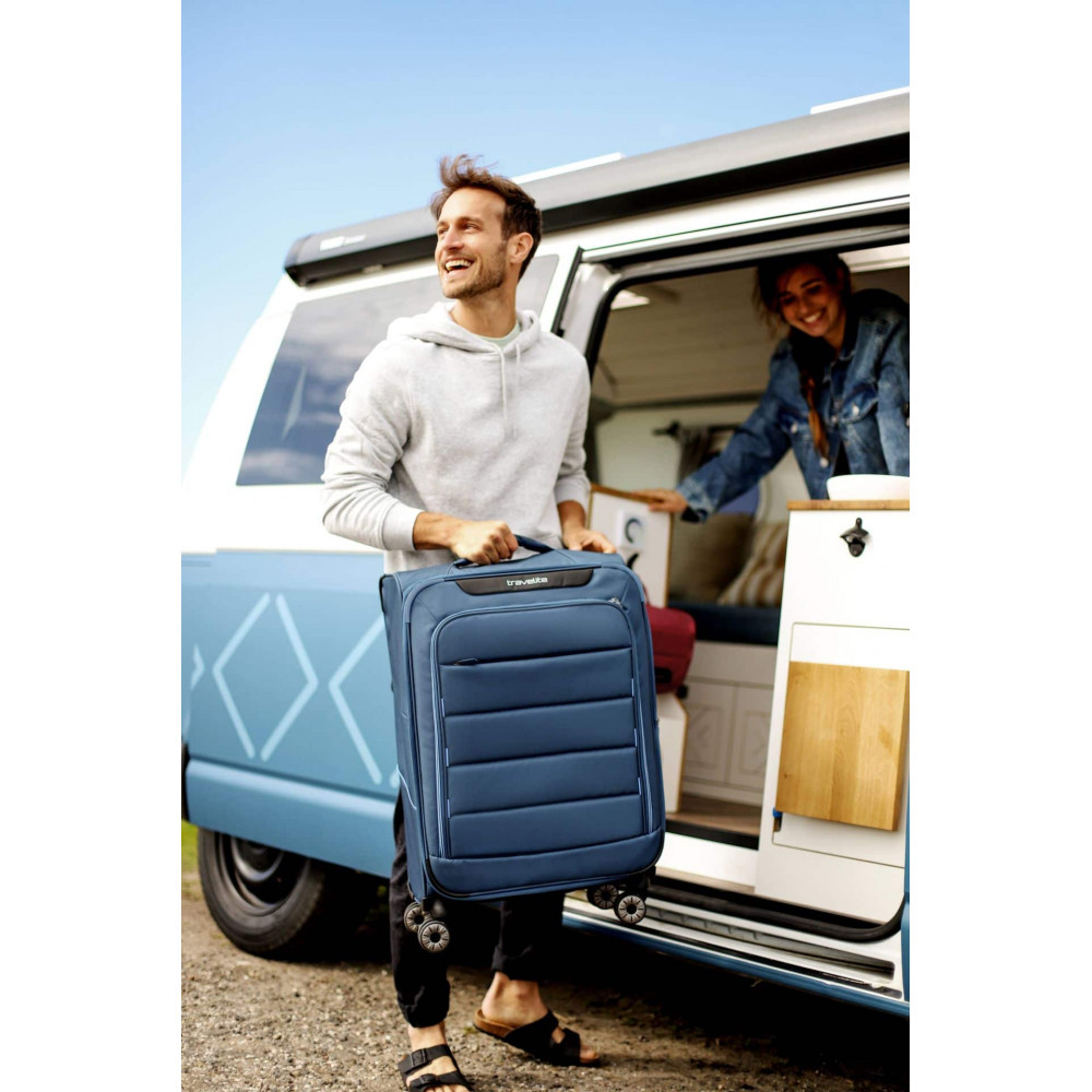 Чемодан на 4 колесах Travelite Skaii S, TL092647