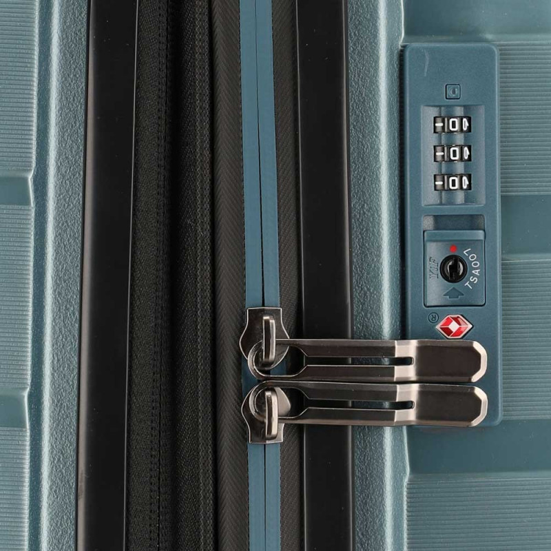 Чемодан Travelite AIR BASE L, TL075349