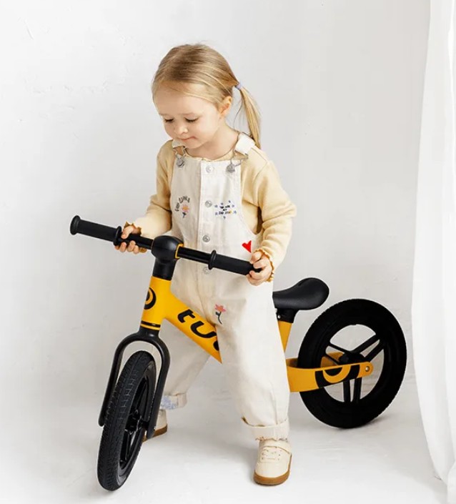 Детский беговел Tutis Balance Bike