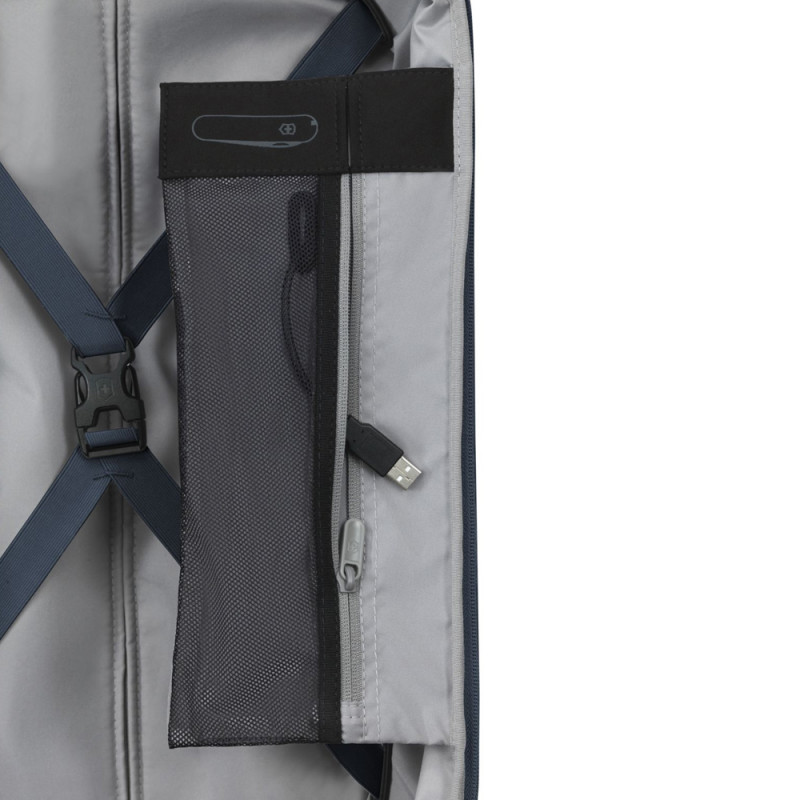 Victorinox Travel Чемодан CONNEX HS на 4 колесах L Expandable